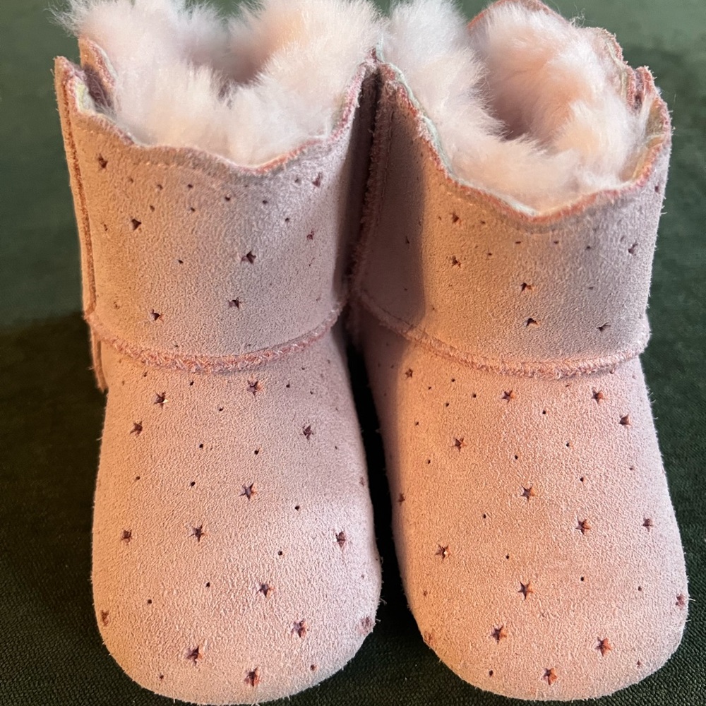 Pink UGG Baby Booties 4/5